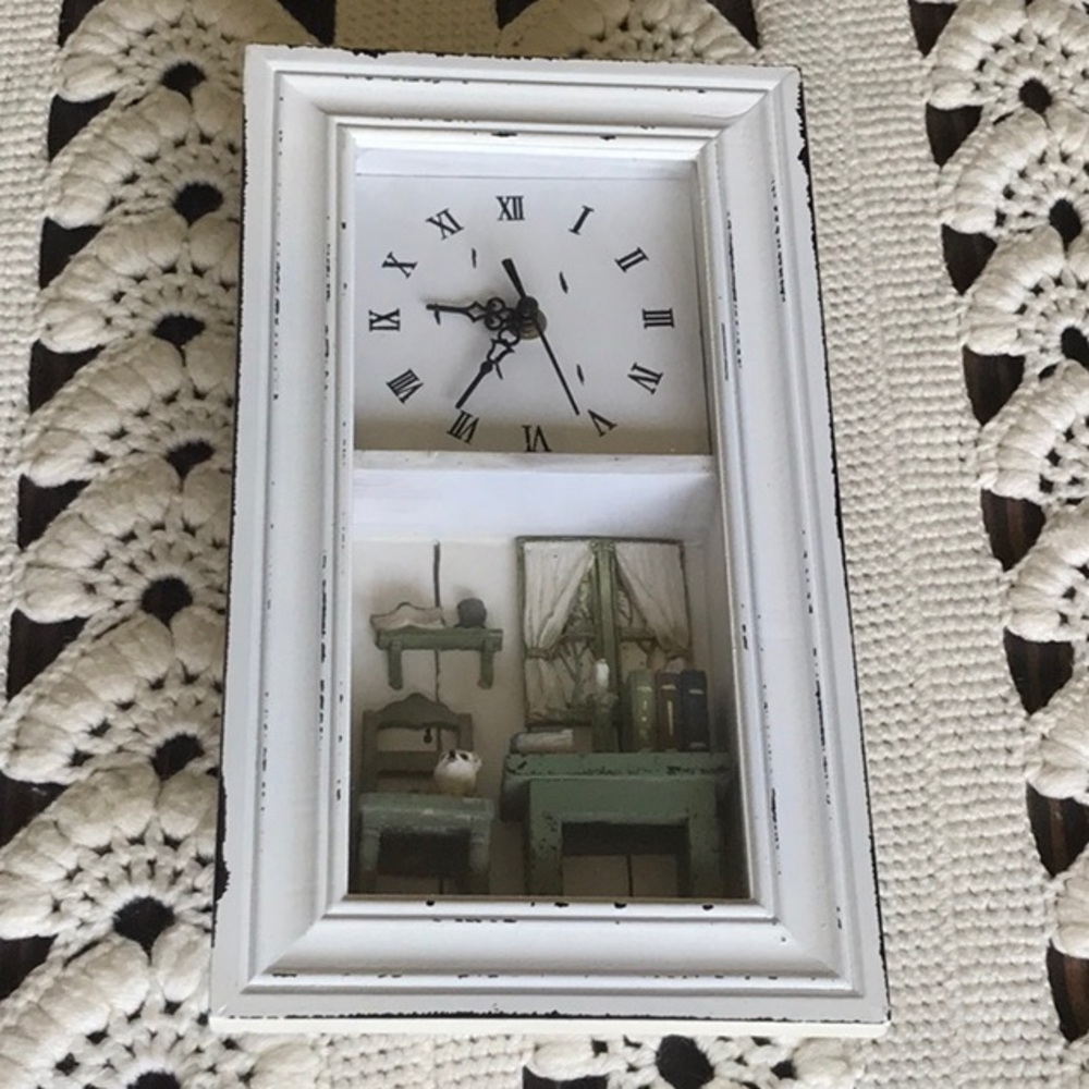 PhotoBox Clock Dog & Book Scene